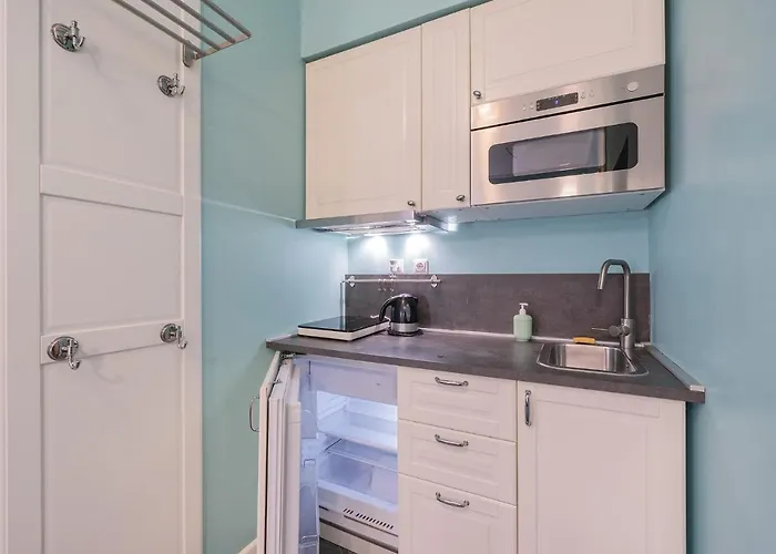 Station Self Check-in - Lollo ゲストハウス 3*