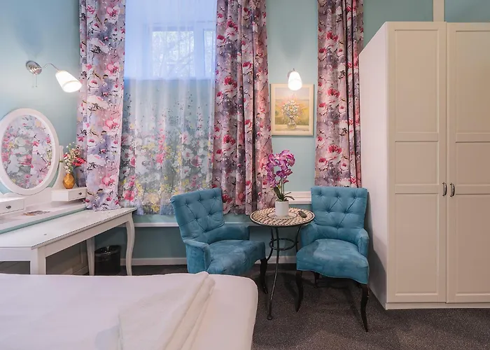 Station Self Check-in - Lollo 3*