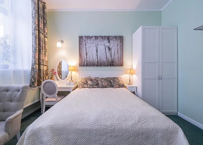 Station Self Check-in - Lollo